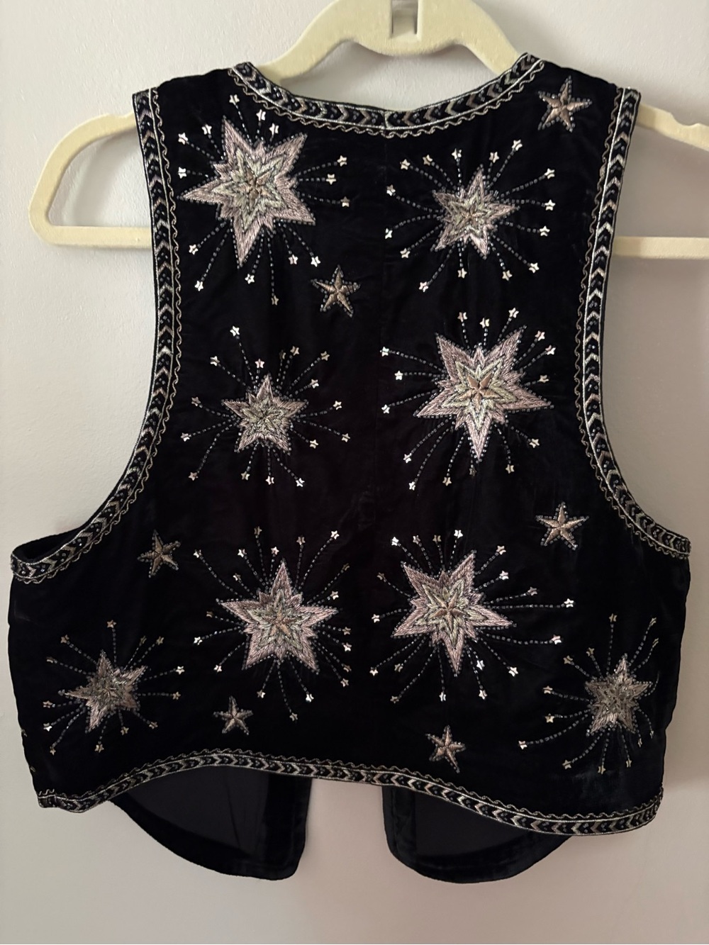 Free People Stargaze Vest Black Velvet Embroidered Sequin Western Boho Medium - Picture 9 of 9